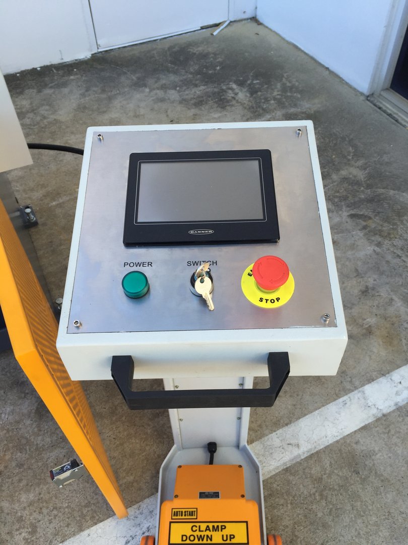  INDUSTRIAL HFM-4-2500B Full Hydraulic Panbrake Folder With PLC Touch Screen Controller