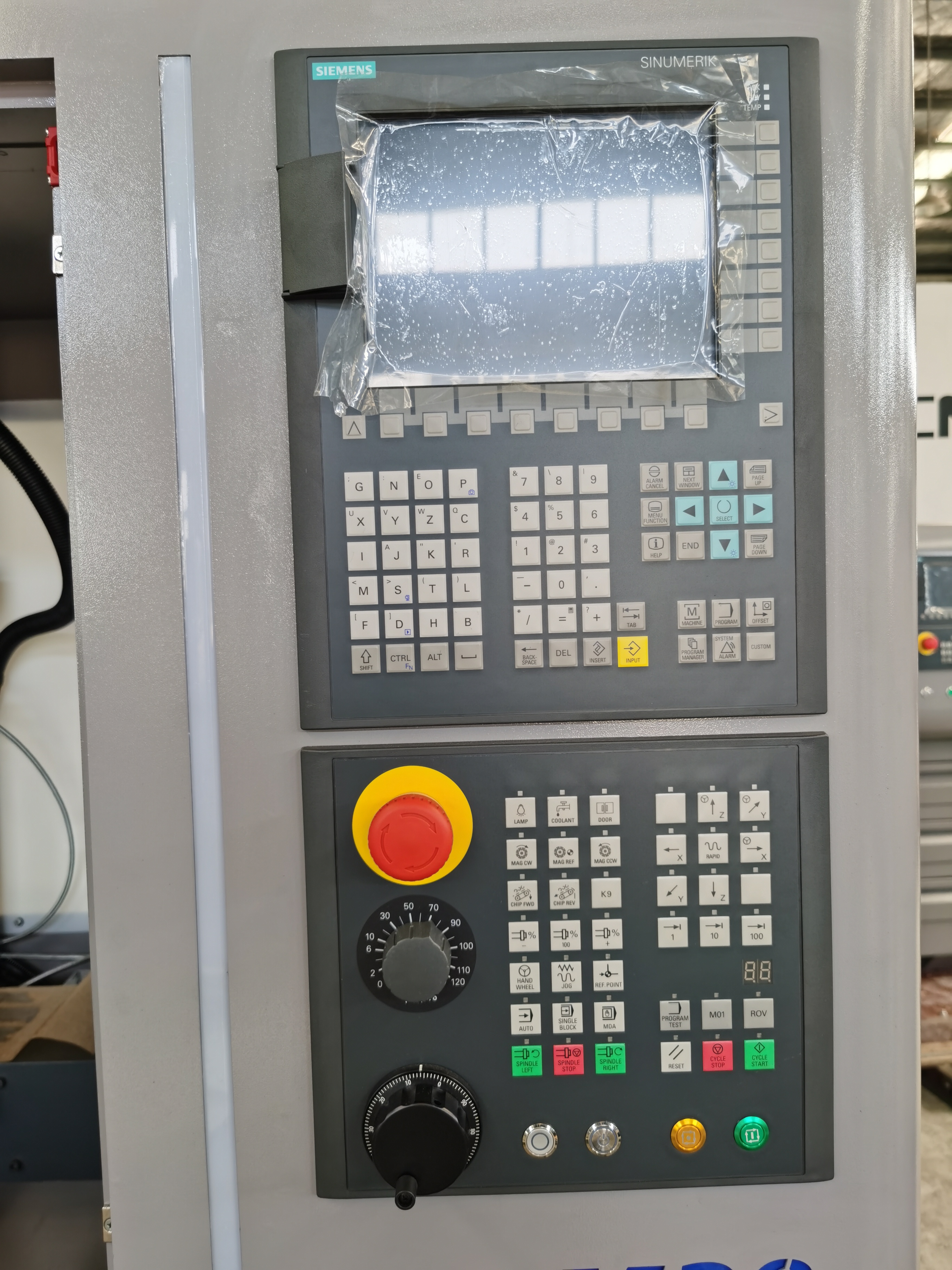 CNC Milling Machine XK7113 with 4th Axis Optiona