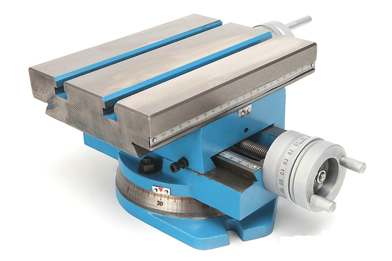 LCT 225 Kruistafel met Draaibaar Onderstel