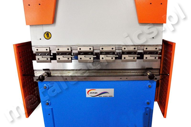 HYDRAULICZNA PRASA KRAWĘDZIOWA 30×1320 MM