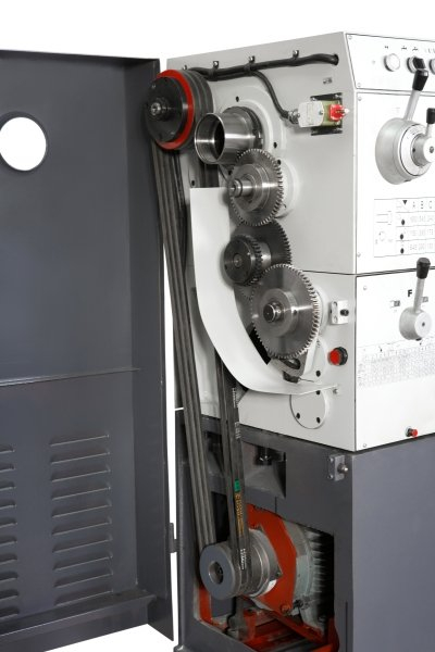 Metal turning machine CDC500 X 1000
