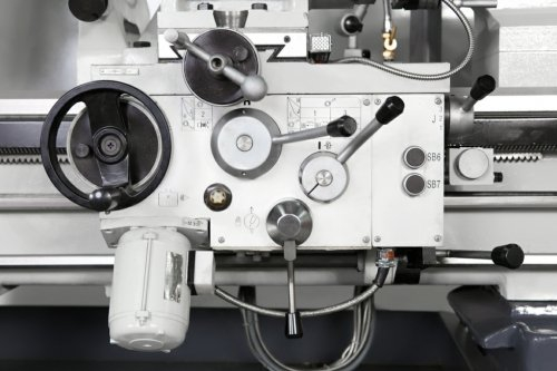 Metal turning machine CDC460 X 1000