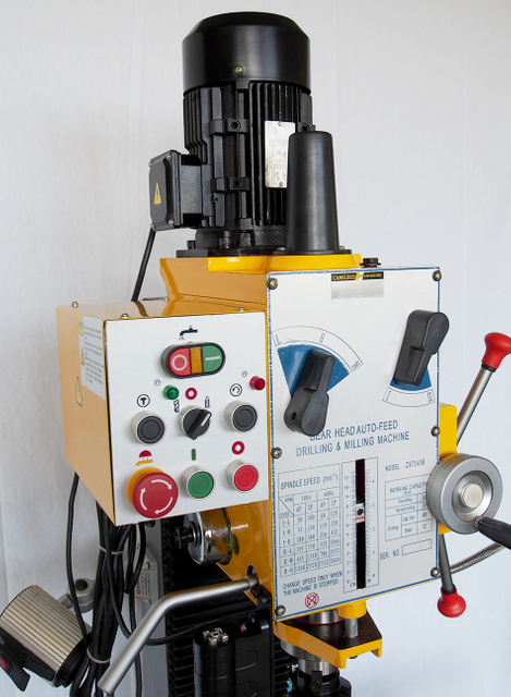 AUTO FEEDING STAND DRILLING AND MILLING MACHINE ZX40BPC WITH COOLANT))