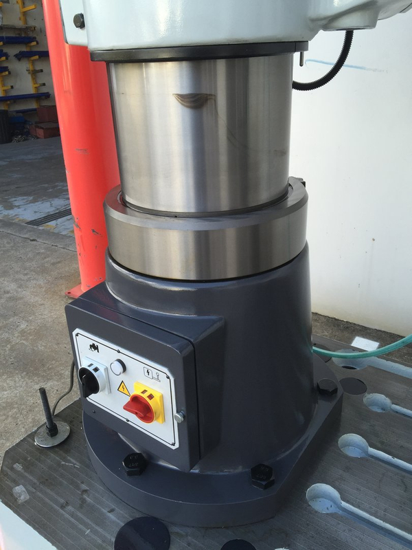 Radial Arm Drill Steelmaster. 1600mm Arm, 50mm Drilling Capacity, 5 M.T. Spindle,