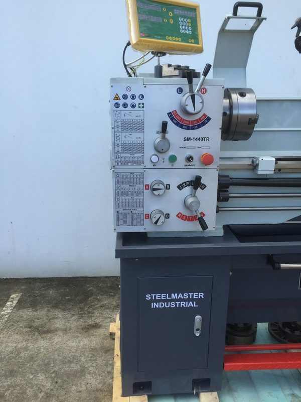 SM-1440B. Centre Lathe 51mm Bore, 1000mm Centres, 356mm Swing.