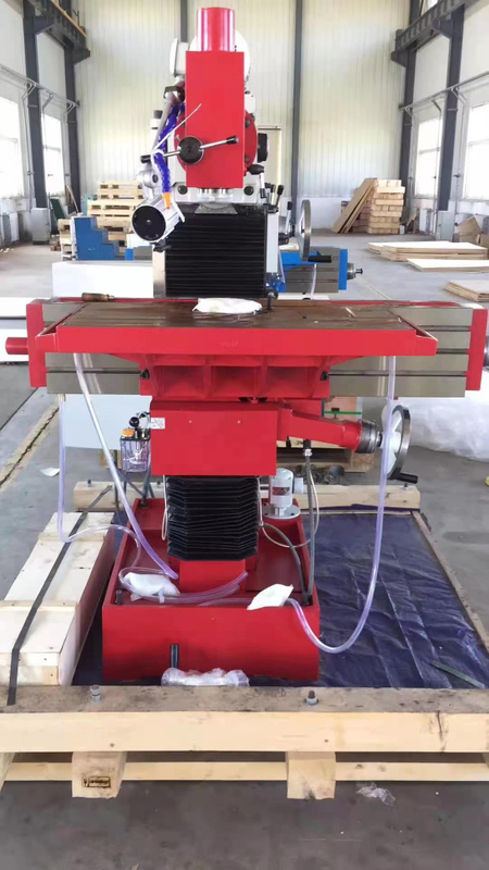 UNIVERSAL MILLING MACHINE X8132