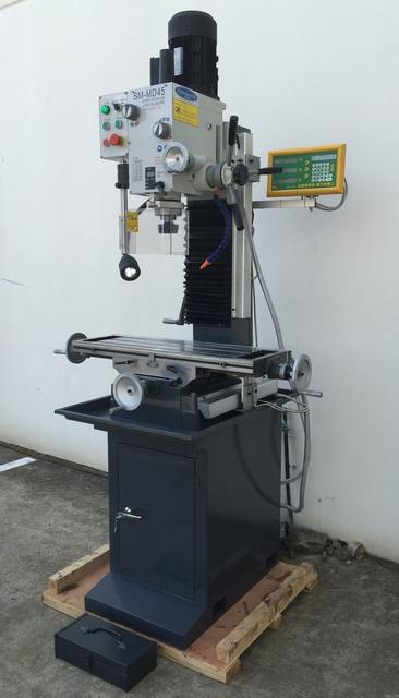 MD45. Mill Drill. Steelmaster Geared Head Drive, Dovetail Guides, Coolant, LED Work Light
