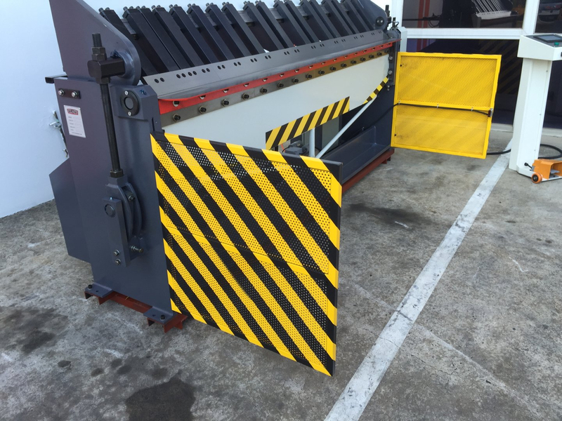  Industrial Series Panbrakes feature a range including Hydraulic NC Programmable to Semi Hydraulic and Manual model 