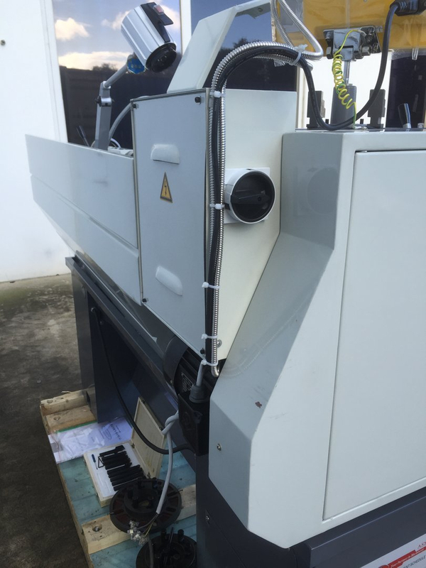 SM-1440B. Centre Lathe 51mm Bore, 1000mm Centres, 356mm Swing.