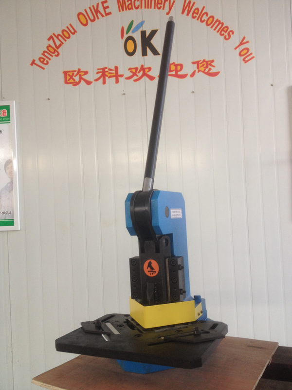 MANUAL NOTCHER 100x100 mm, 3 mm
