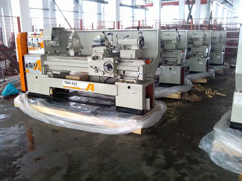 52MM ECONOMIC HEAVY DUTY LATHE CH6250-F SERIES