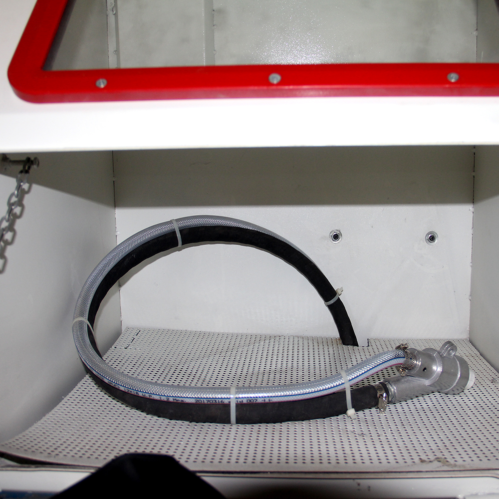 Manual suction steel sand blasting machine