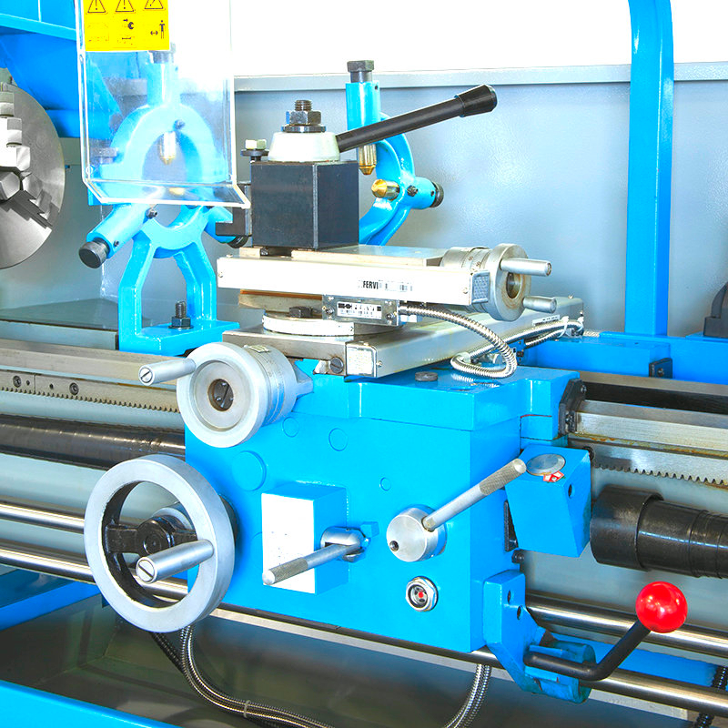 CQ6232V DRO GEAR HEAD LATHE WITH INVERTER 230V