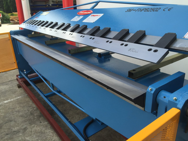 FHPB1304. Panbrake Folder. Full Hydraulic. 1300mm x 4mm with Quick Set Angle Fold Setting.