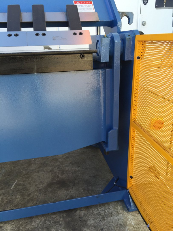 FHPB2504. Panbrake Folder. Full Hydraulic. 2500mm x 4mm with Quick Set Angle Fold Setting.