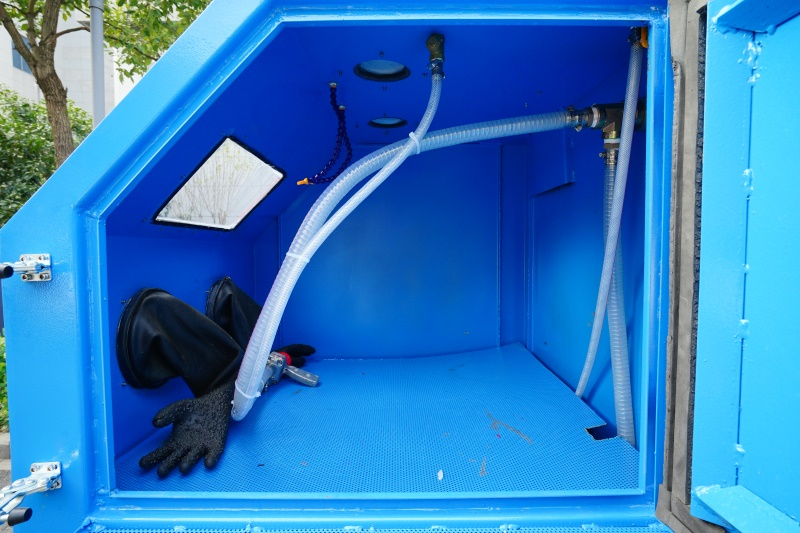 Surface cleaning vapor aqua blasting machine