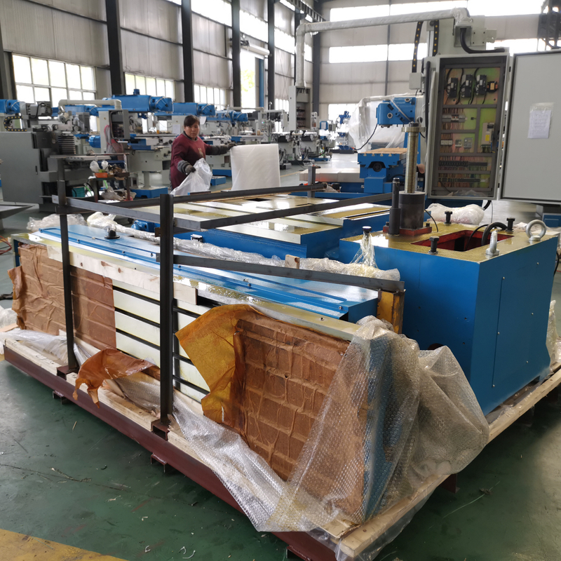 Universal milling machine X716