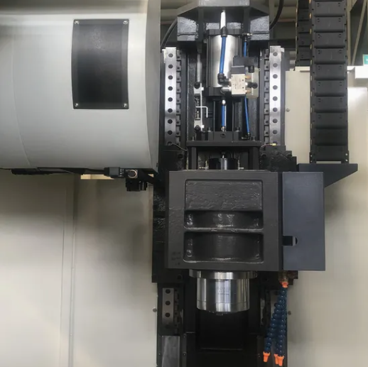 VMC855 3 Axis / 4 Axis Vertical Machining Center
