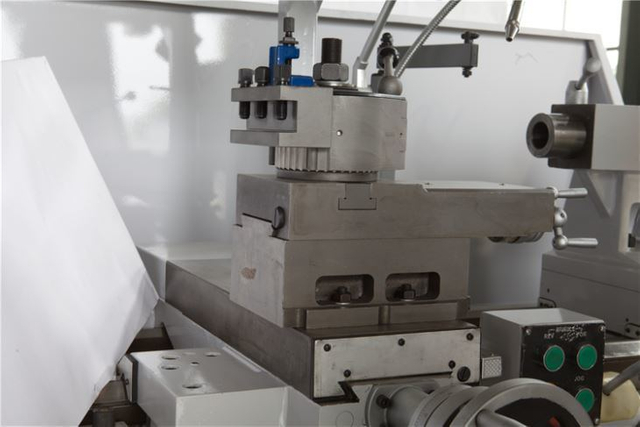 VARIABLE SPEED CONVENTIONAL LATHE C6266C -EVS SERIES 